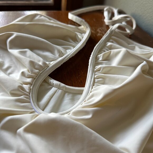 GOOD AMERICAN {NWT} Leilani Ivory One Piece Swimsuit | sizes 0 (XS) and 2 (M) - Picture 5 of 11